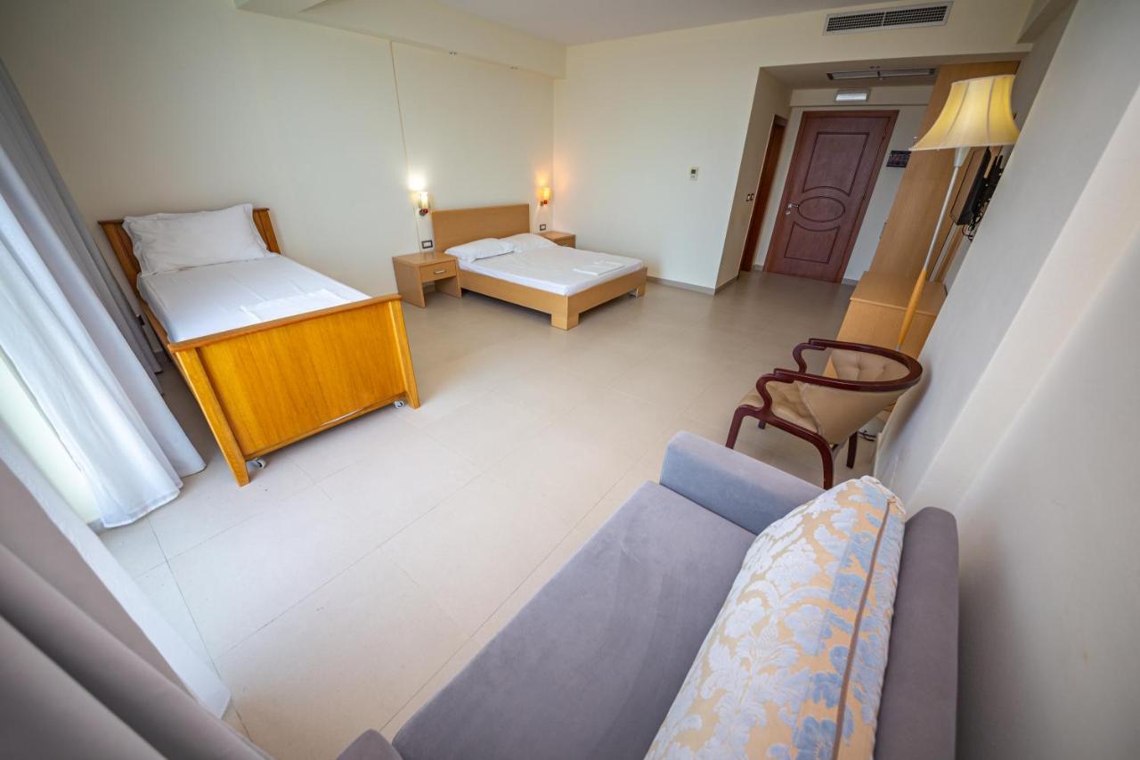 Hotel Borshi מראה חיצוני תמונה