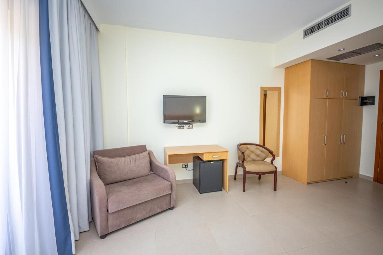 Hotel Borshi מראה חיצוני תמונה