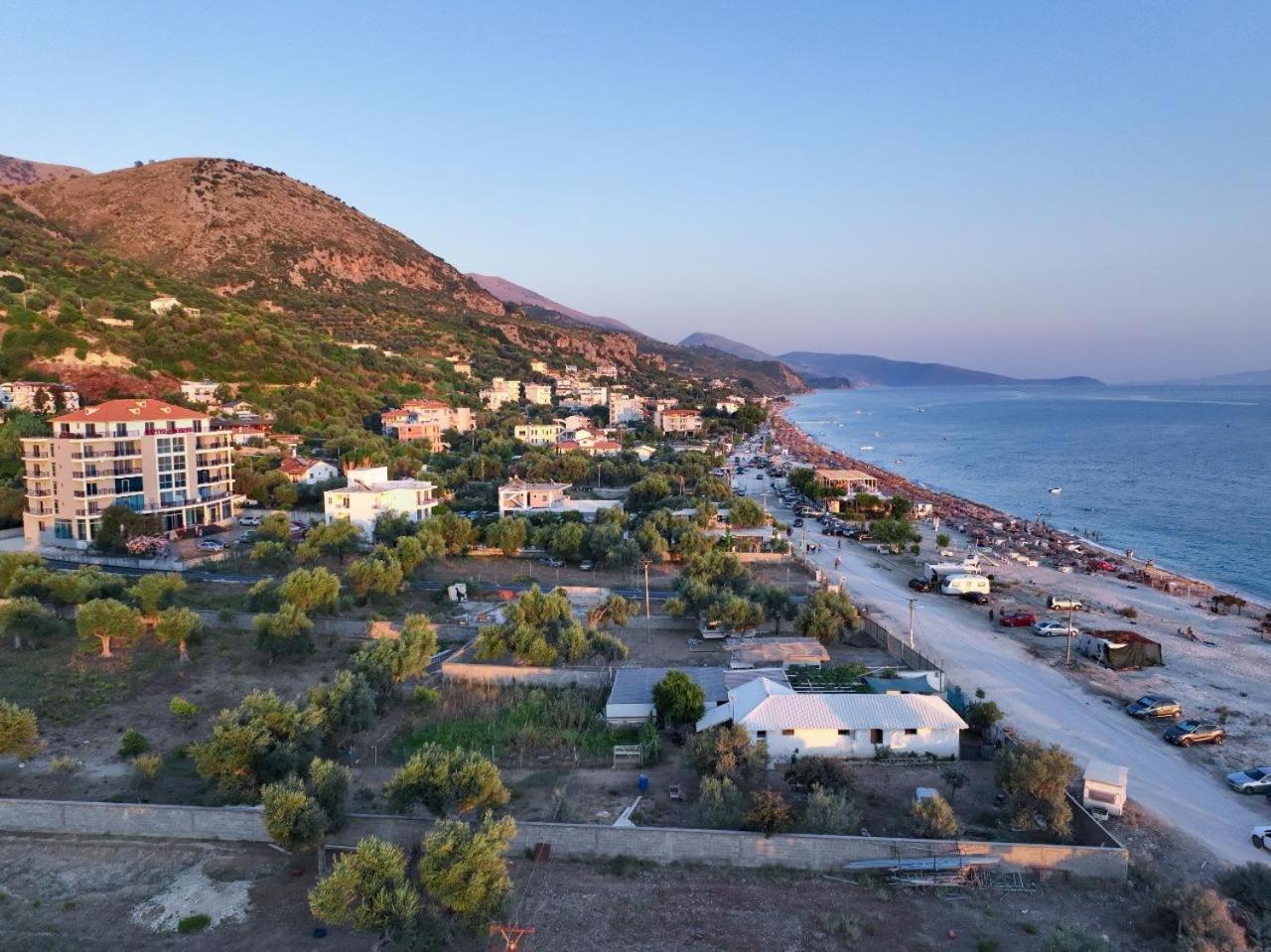 Hotel Borshi מראה חיצוני תמונה