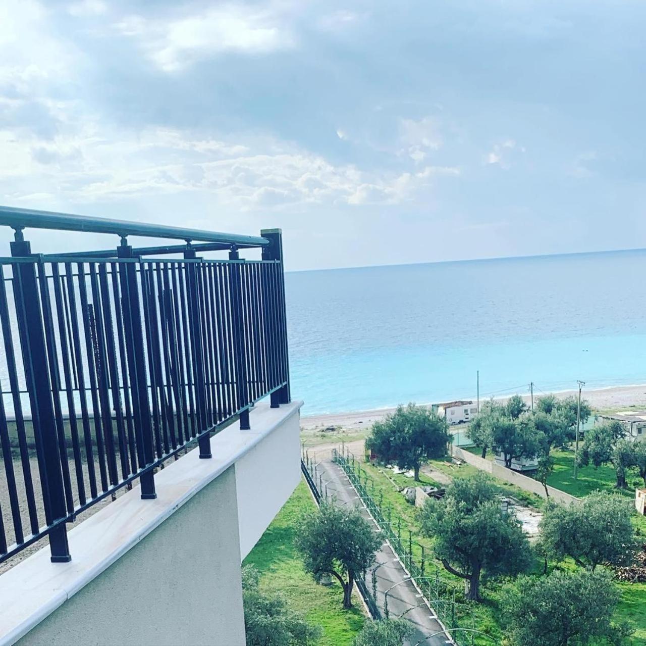 Hotel Borshi מראה חיצוני תמונה