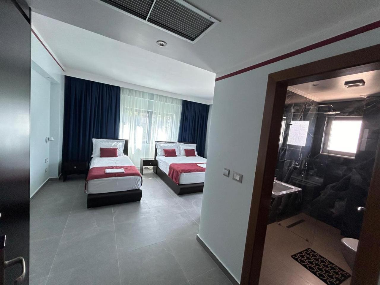 Hotel Borshi מראה חיצוני תמונה