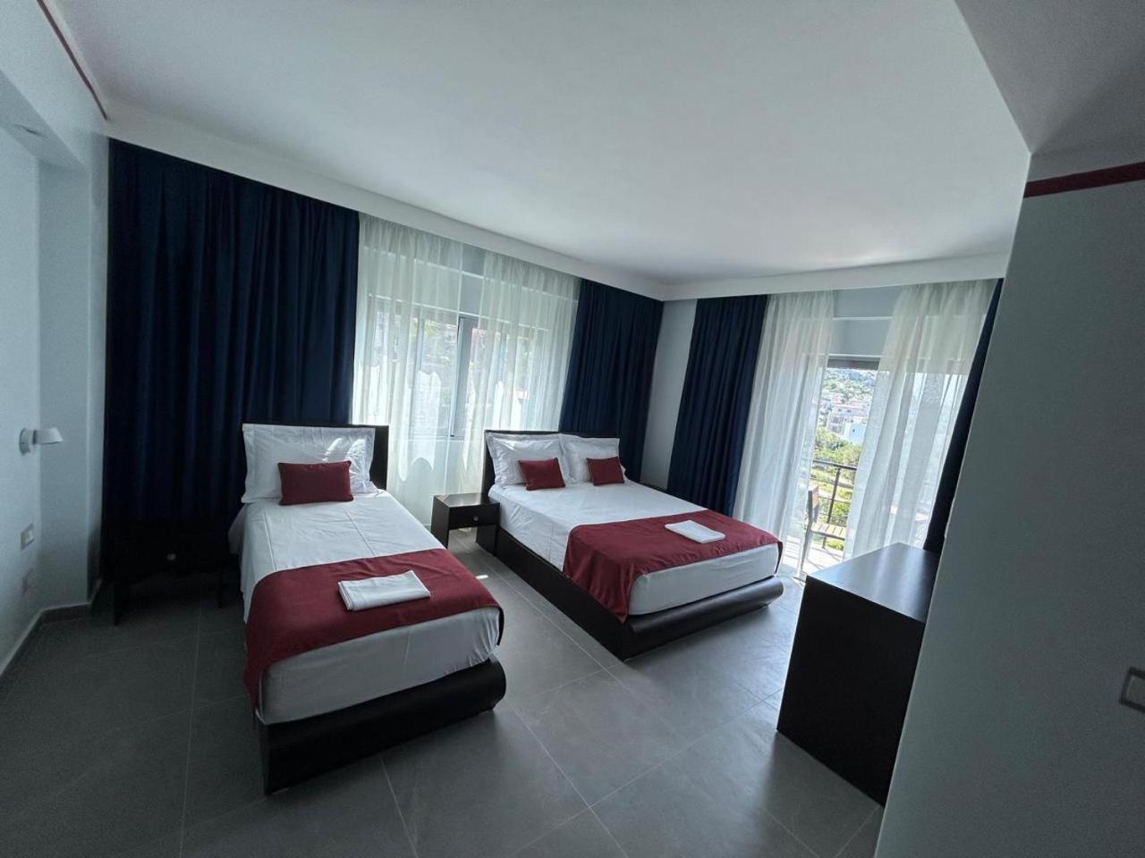 Hotel Borshi מראה חיצוני תמונה