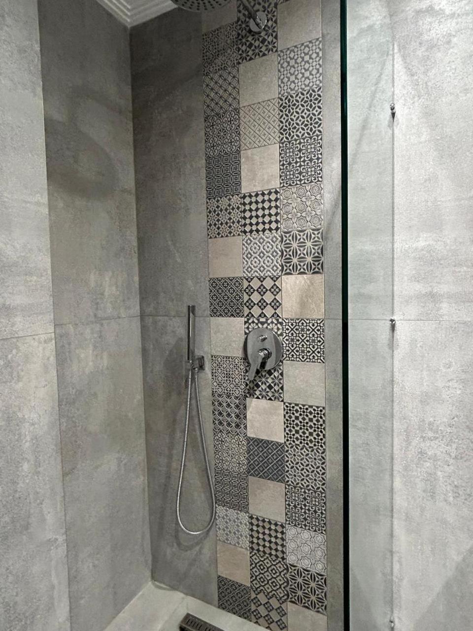 Hotel Borshi מראה חיצוני תמונה