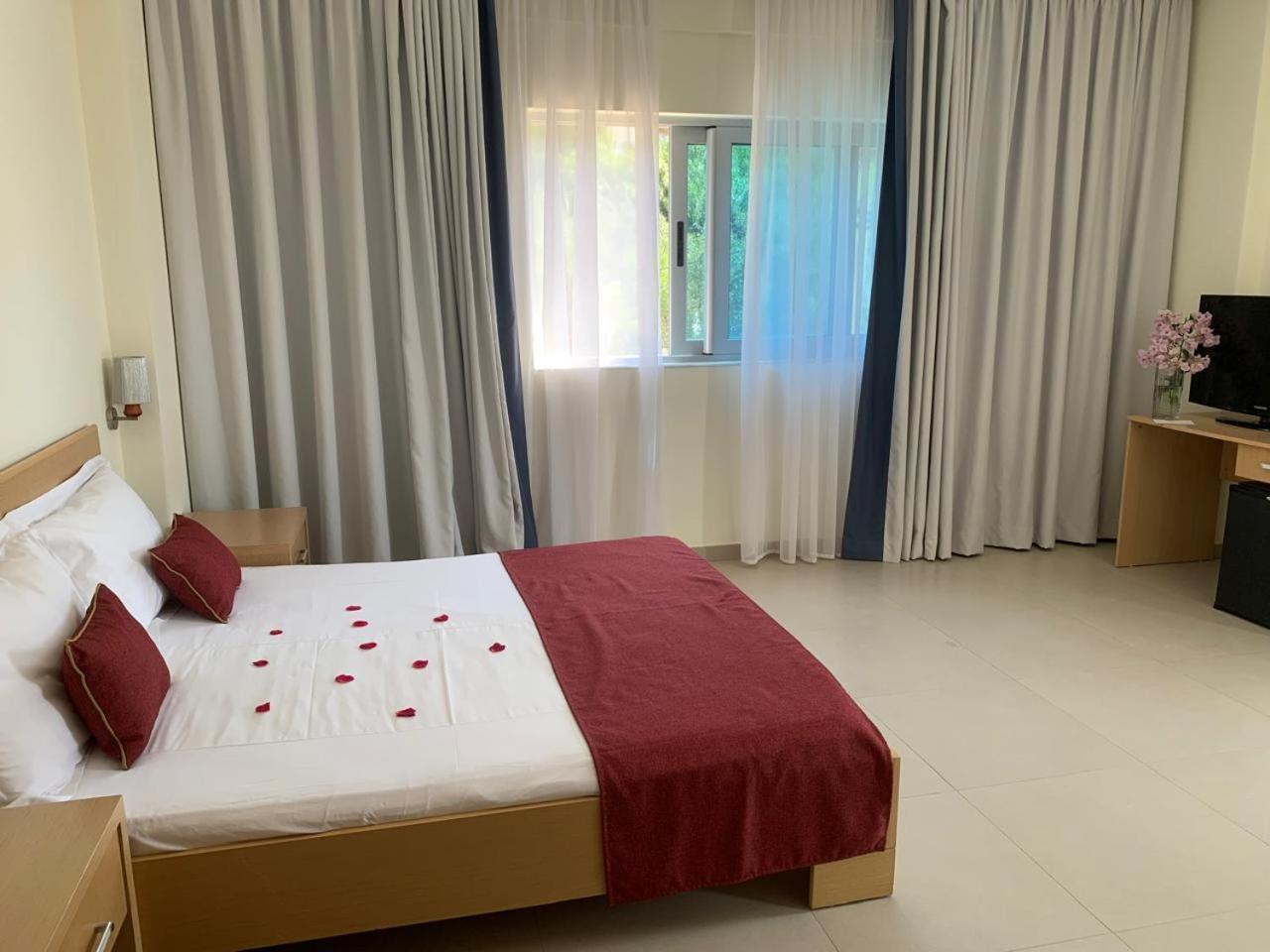 Hotel Borshi מראה חיצוני תמונה